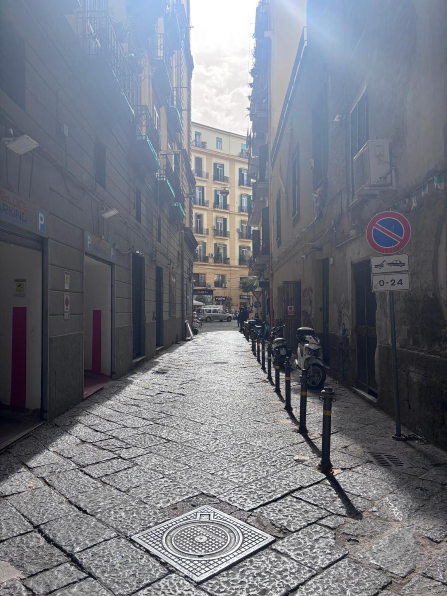 Vico Grande Naples